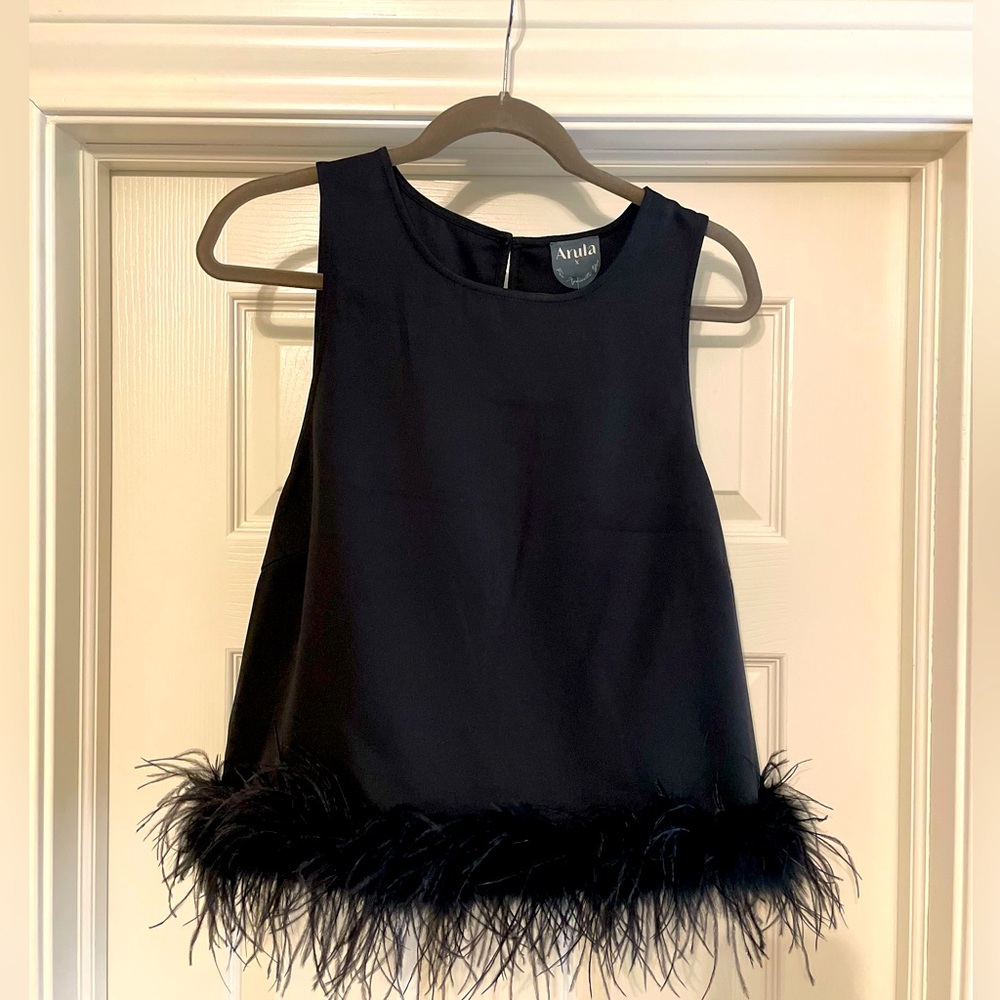 Arula Black Cropped Tank with Feathered Hem